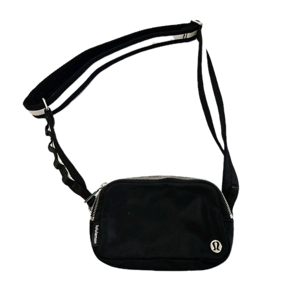 Lululemon Crossbody Bag Black with Black and White Strap 0/5